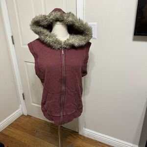 Y2k Aeropostale Faux Fur Hooded Vest Womens Lg Burgundy Full Zip Preppy 2000s